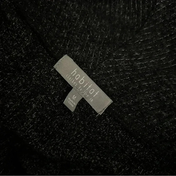 Cozy Gray Women's Sweater - Picture 4 of 8